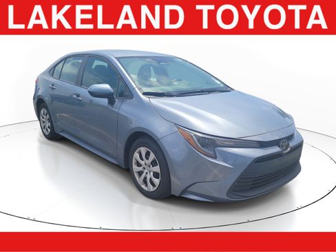 Certified 2024 Toyota Corolla LE FWD image 1