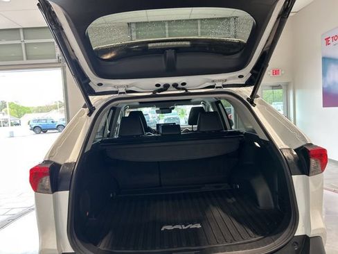 Used 2023 Toyota RAV4 Limited AWD/4WD image 18