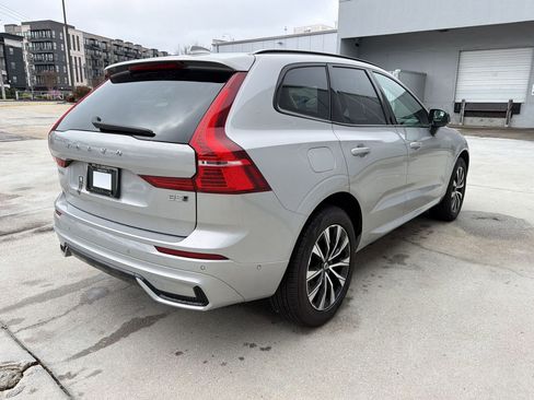 Certified 2025 Volvo XC60 B5 Plus image 9