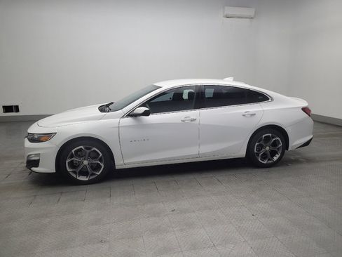 Used 2021 Chevrolet Malibu LT FWD image 2