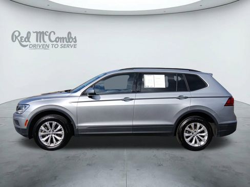 Used 2020 Volkswagen Tiguan S image 2