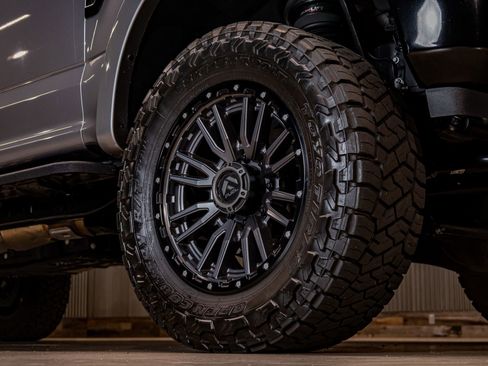 Used 2022 Ford F250 Lariat w/ Tremor Off-Road Package image 11