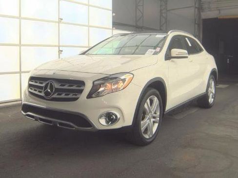 Used 2018 Mercedes-Benz GLA 250 4MATIC image 1