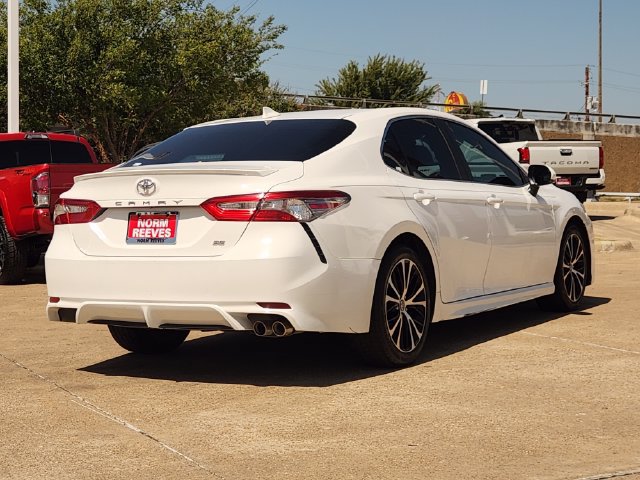 Used 2018 Toyota Camry SE w/ Audio Package FWD image 3