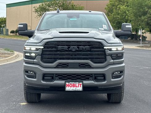 New 2026 RAM 2500 Laramie w/ Night Edition AWD/4WD image 8