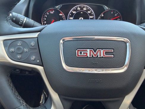 Used 2023 GMC Terrain Denali AWD/4WD image 18