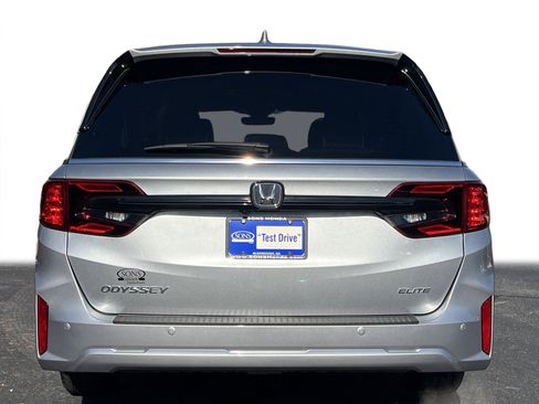 Certified 2025 Honda Odyssey Elite image 28