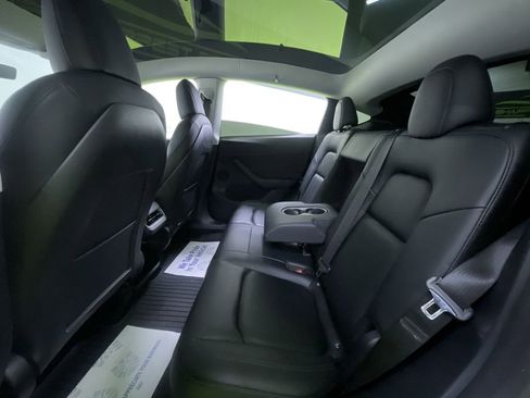Used 2021 Tesla Model Y Performance image 28