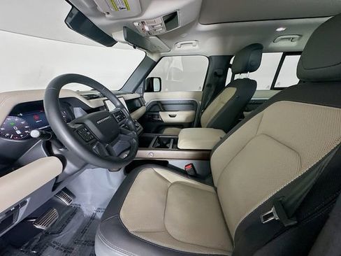 Used 2024 Land Rover Defender 110 X image 20