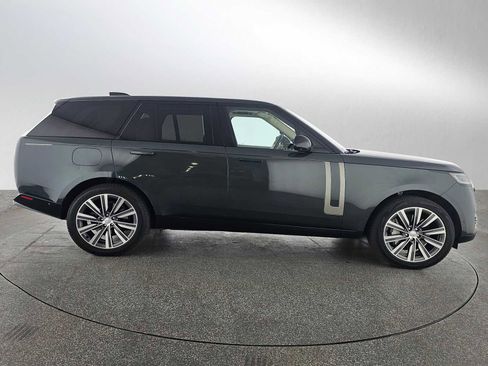 Used 2023 Land Rover Range Rover SE AWD/4WD image 6