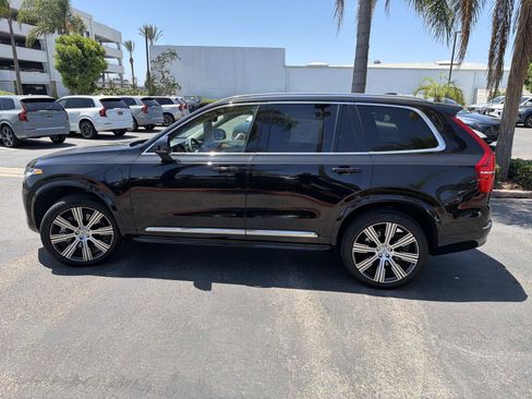 Certified 2024 Volvo XC90 T8 Plus w/ Protection Package Premier AWD/4WD image 8