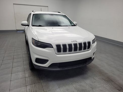 Used 2020 Jeep Cherokee Latitude AWD/4WD image 14