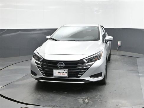 New 2025 Nissan Versa SV w/ Trunk Package image 30