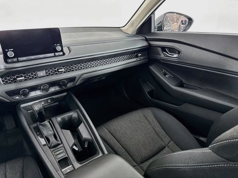 Certified 2024 Honda Accord EX image 23