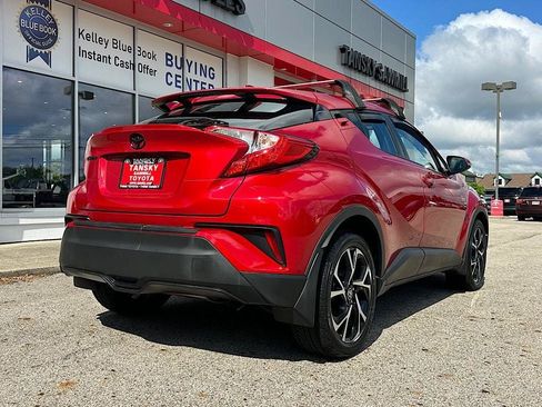 Certified 2022 Toyota C-HR XLE FWD image 6