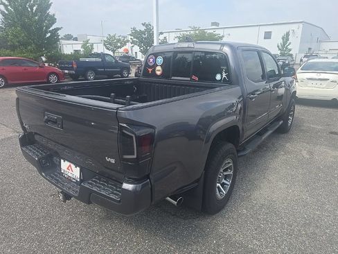 Used 2021 Toyota Tacoma SR AWD/4WD image 5