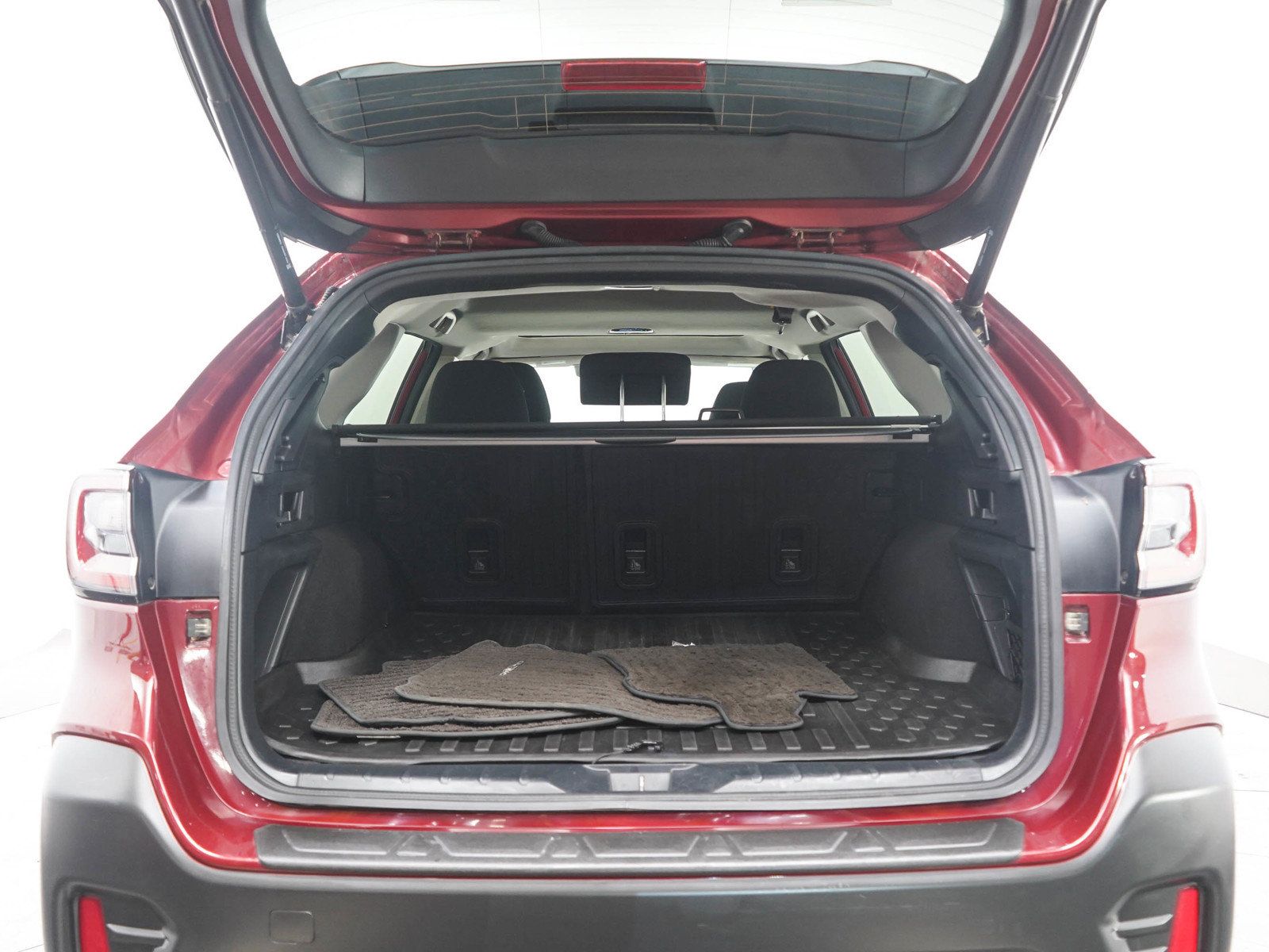 Used 2020 Subaru Outback Premium w/ Popular Package #1 AWD/4WD image 17