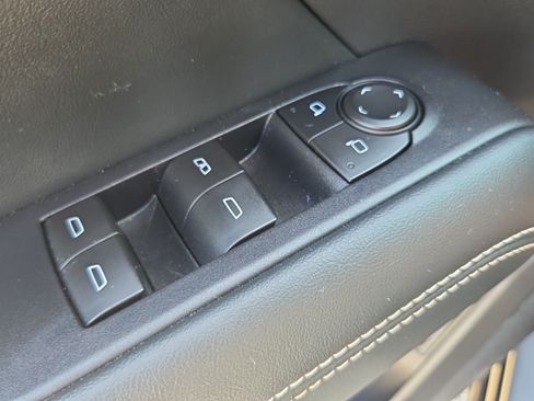 Certified 2026 GMC Terrain Elevation w/ Elevation Premium Package FWD image 32