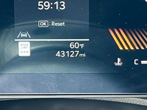 Used 2025 Kia K5 GT-Line AWD/4WD image 31