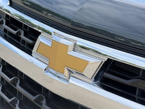 Used 2025 Chevrolet Silverado 1500 LT AWD/4WD image 24