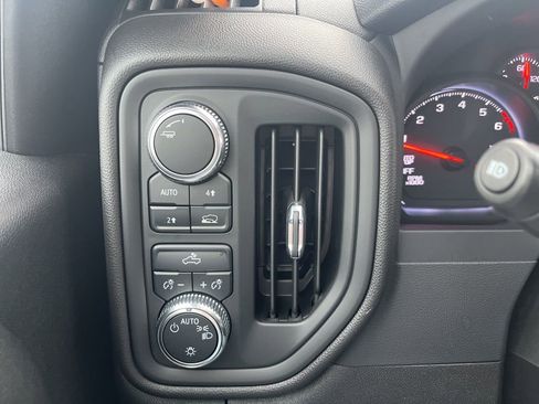 Used 2023 GMC Sierra 1500 Pro w/ Pro Value Package image 17