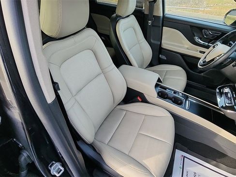 Used 2025 Lincoln Corsair FWD w/ Equipment Group 101A image 29