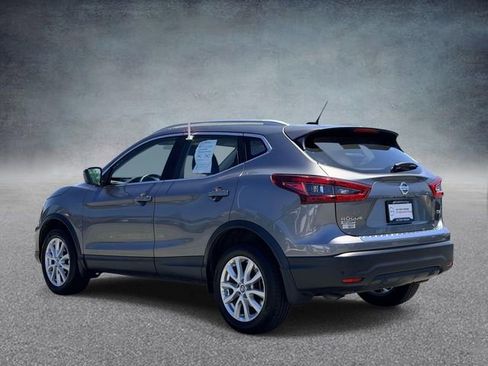Used 2022 Nissan Rogue Sport SV FWD image 4