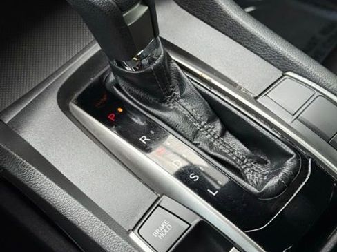 Used 2019 Honda Civic EX image 40