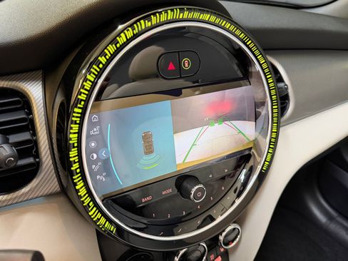 Used 2024 MINI Cooper S w/ Signature Upholstery Package image 30