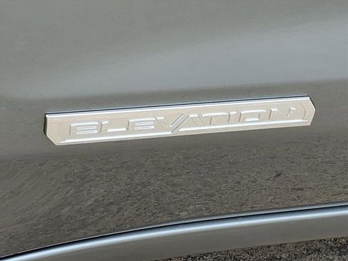 New 2026 GMC Sierra 1500 Elevation image 11