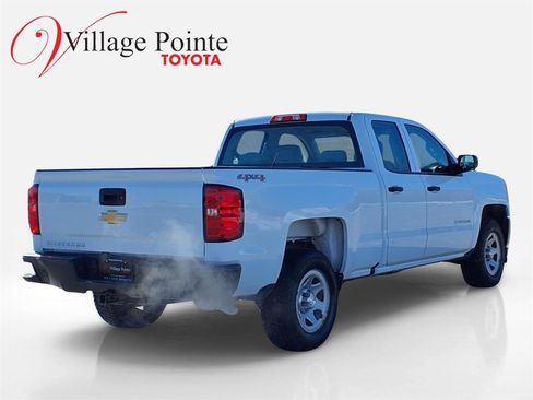 Used 2017 Chevrolet Silverado 1500 W/T w/ Trailering Package image 7