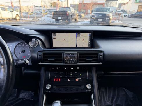Used 2018 Lexus IS 300 AWD w/ Comfort Package image 18