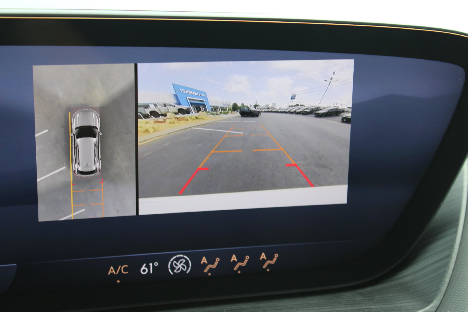 Used 2024 Buick Envision Preferred AWD/4WD image 18