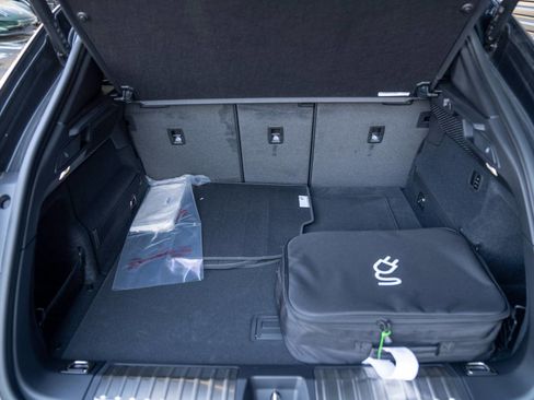 New 2025 Porsche Macan Turbo Electric image 32