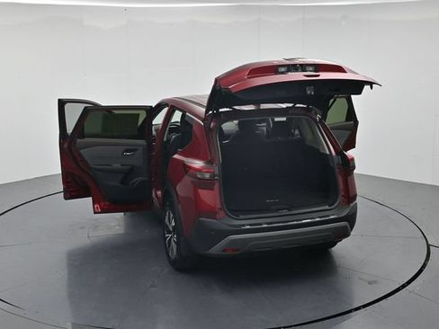 Used 2023 Nissan Rogue SV FWD image 45