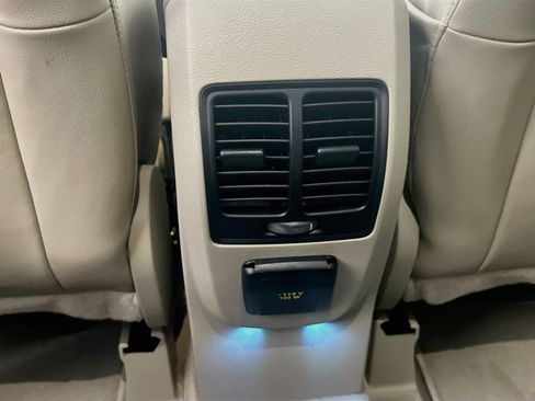 Used 2015 Ford Escape Titanium FWD image 26