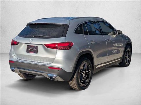 Used 2026 Mercedes-Benz GLA 250 image 2