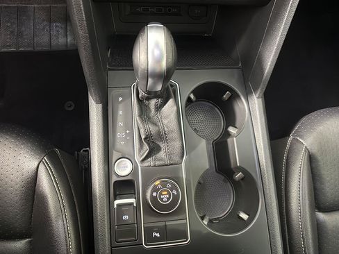 Used 2021 Volkswagen Atlas SE w/ Panoramic Sunroof Package AWD/4WD image 35