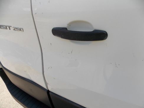 Used 2015 Ford Transit 250 130 Low Roof w/ Exterior Upgrade Package image 28