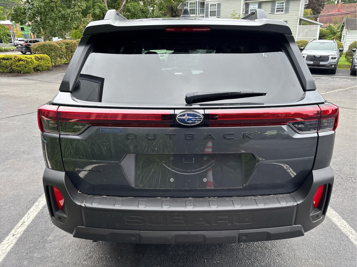 New 2026 Subaru Outback Limited AWD/4WD image 4