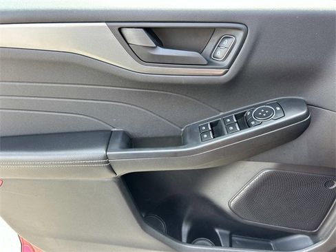 Used 2023 Ford Escape Active image 29