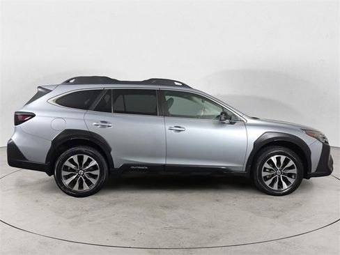 Certified 2023 Subaru Outback Limited XT image 6