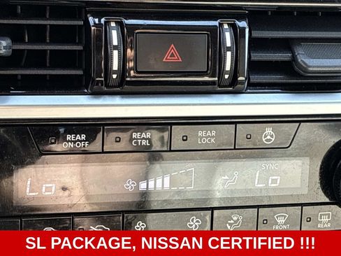Used 2022 Nissan Pathfinder SL AWD/4WD image 30