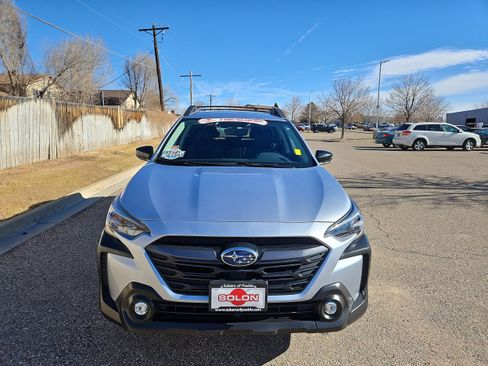 Certified 2025 Subaru Outback Premium image 6