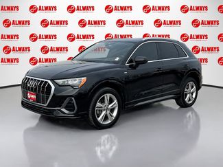 Used 2020 Audi Q3 2.0T Premium w/ Convenience Package video 1