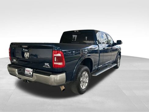 Used 2022 RAM 2500 Laramie AWD/4WD image 3