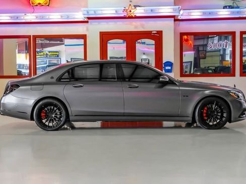 Used 2018 Mercedes-Benz Maybach S 650 image 10
