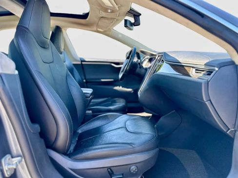 Used 2014 Tesla Model S P85 RWD image 25