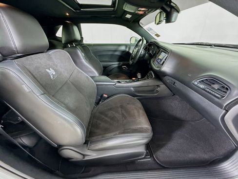 Used 2022 Dodge Challenger R/T Scat Pack image 32