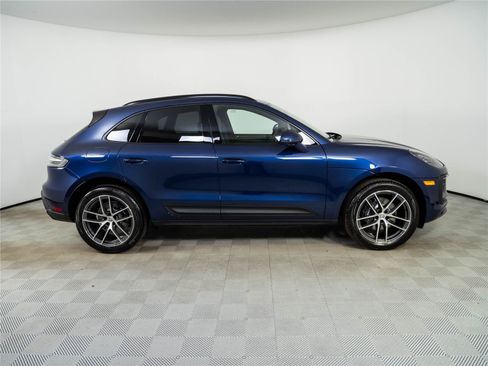 New 2026 Porsche Macan Turbo AWD/4WD image 28